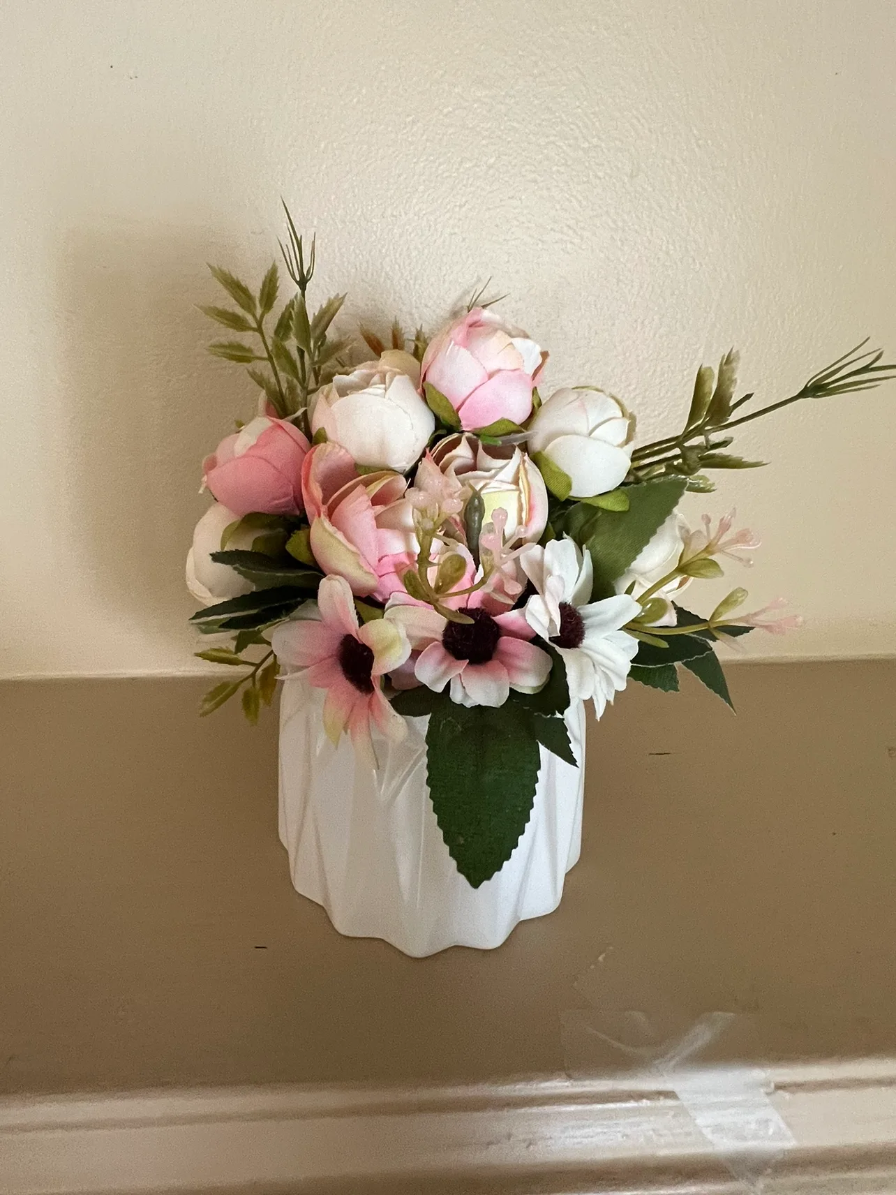 Small Floral decor x2 🥕 thumbnail