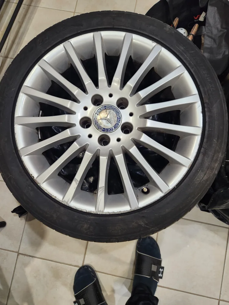 17" Mercedes Benz series C rims image indicator(4)