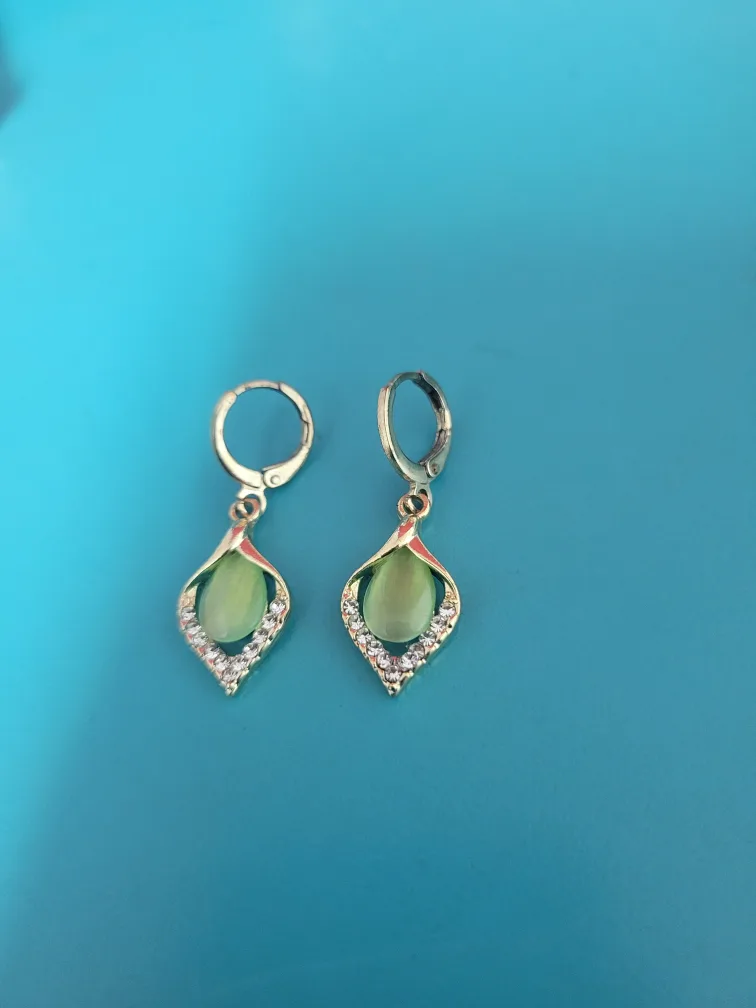 Green Stone Earrings thumbnail
