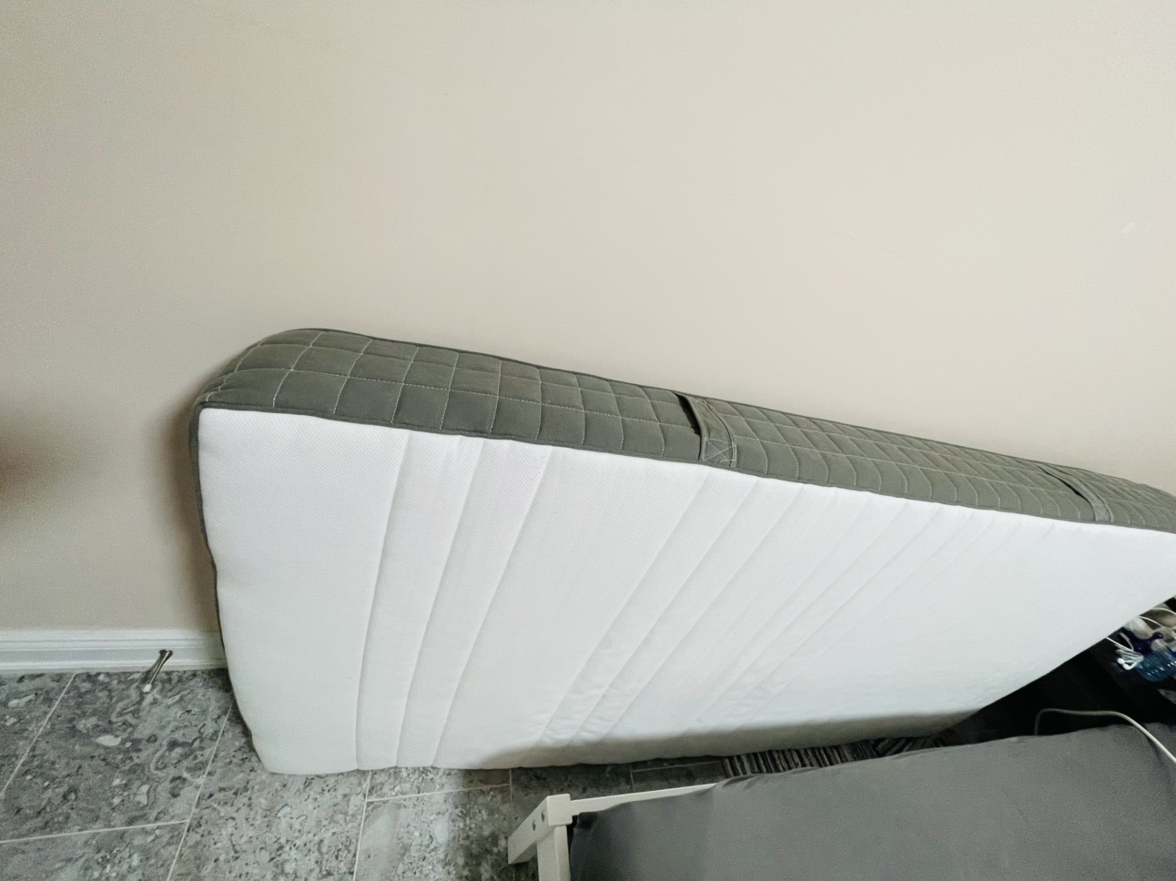 IKEA MORGEDAL Foam Mattress - Firm (Twin) - Almost New - photo 2
