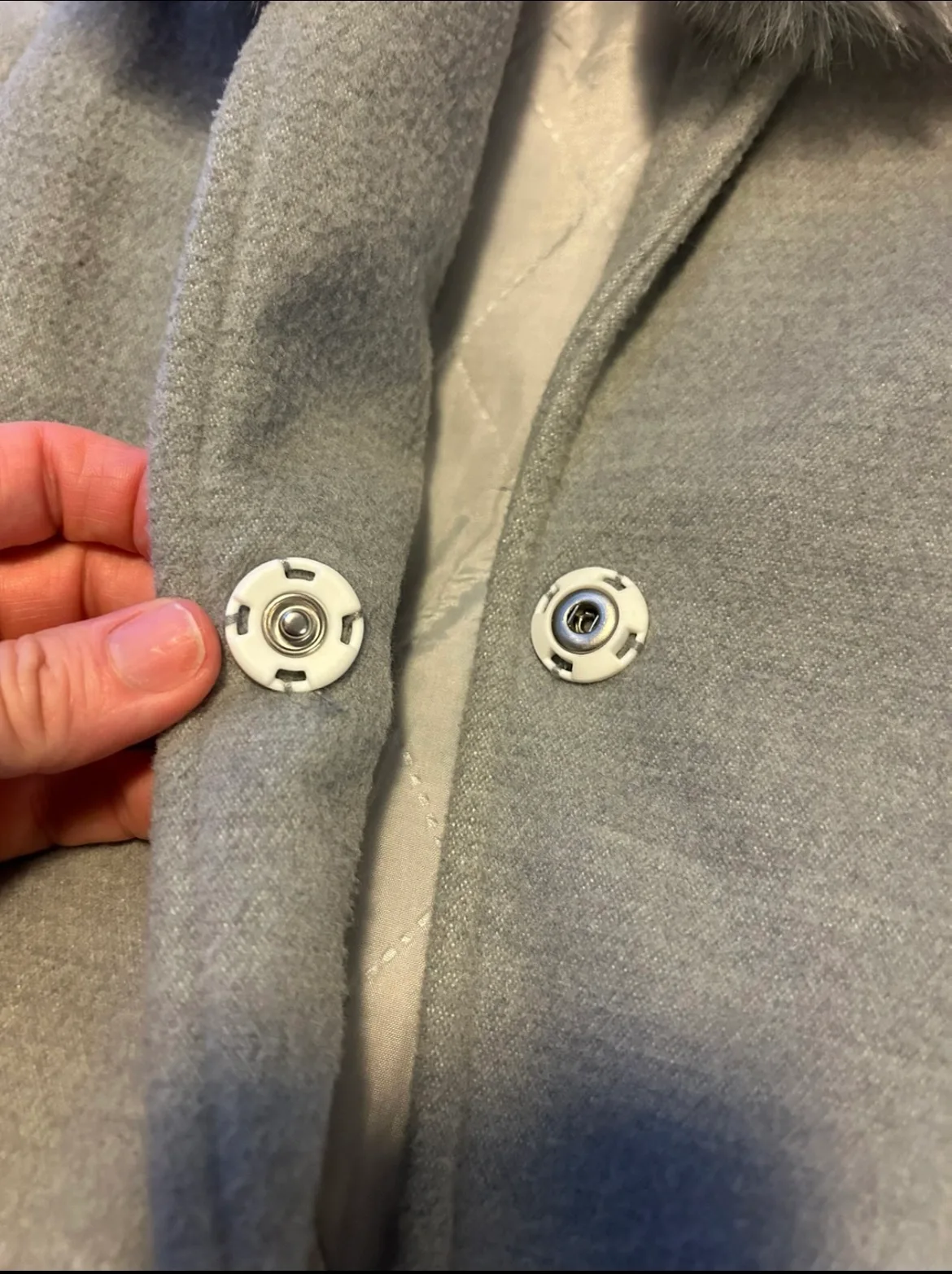 Grey Faux Fur Collar Coat image indicator(4)