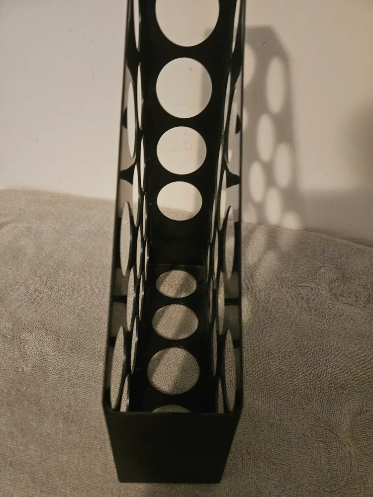 #freecycle Black Magazine/File Holder thumbnail