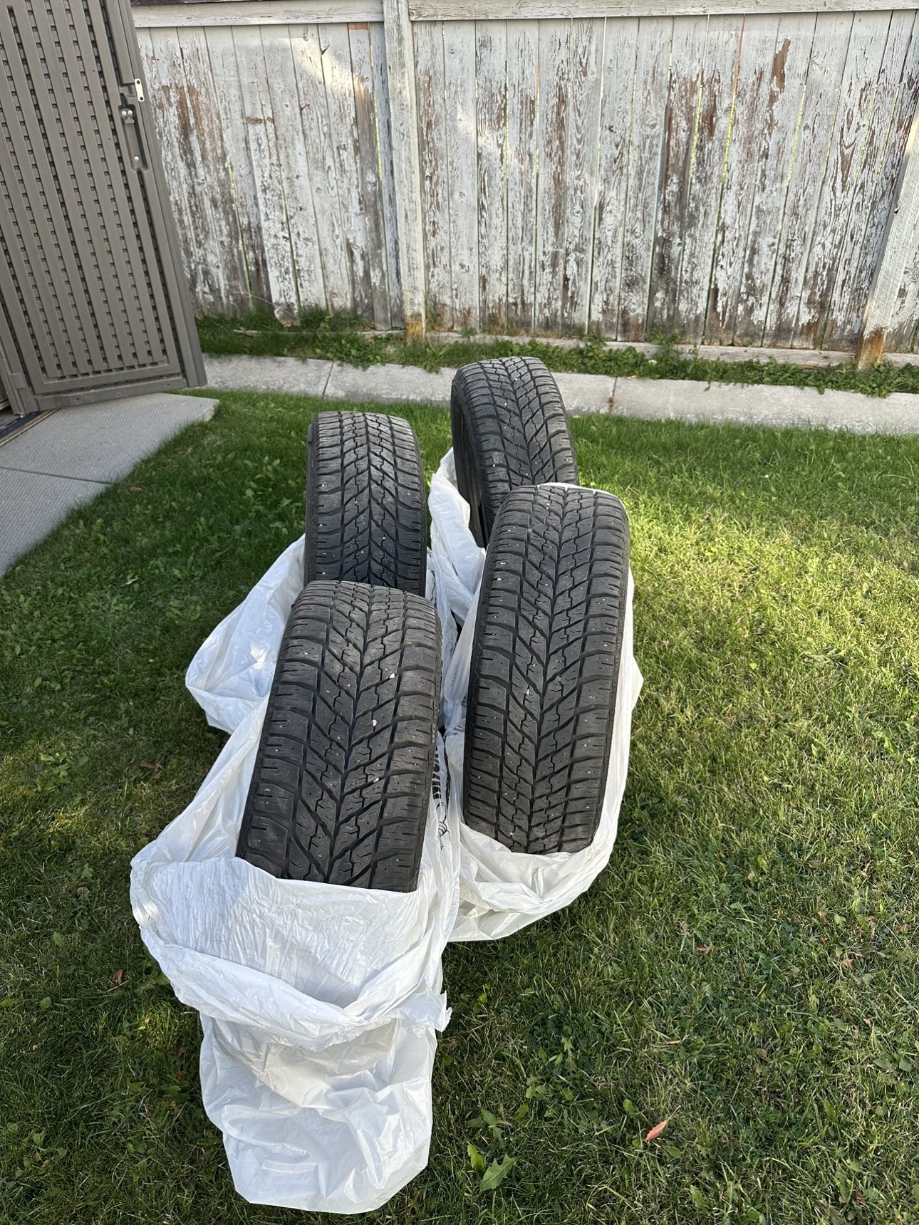 Set of 4 Winter Tires - photo 4