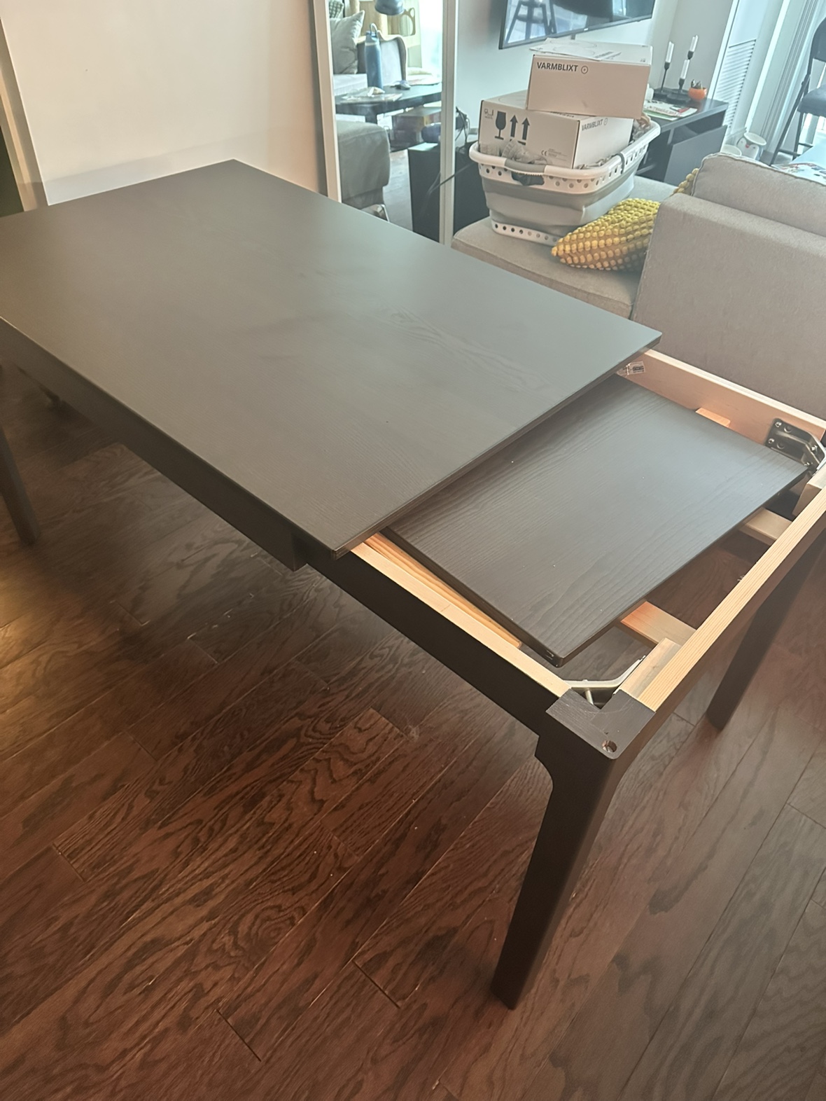 Extendable wood dinning Table - photo 2