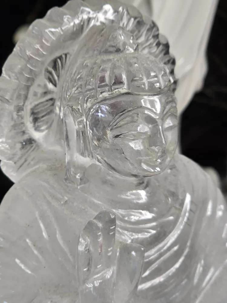 quartz Crystal Buddha Statue image indicator(2)