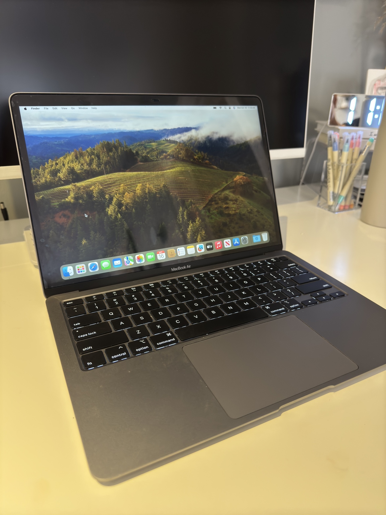 MacBook Air 13-inch 2020