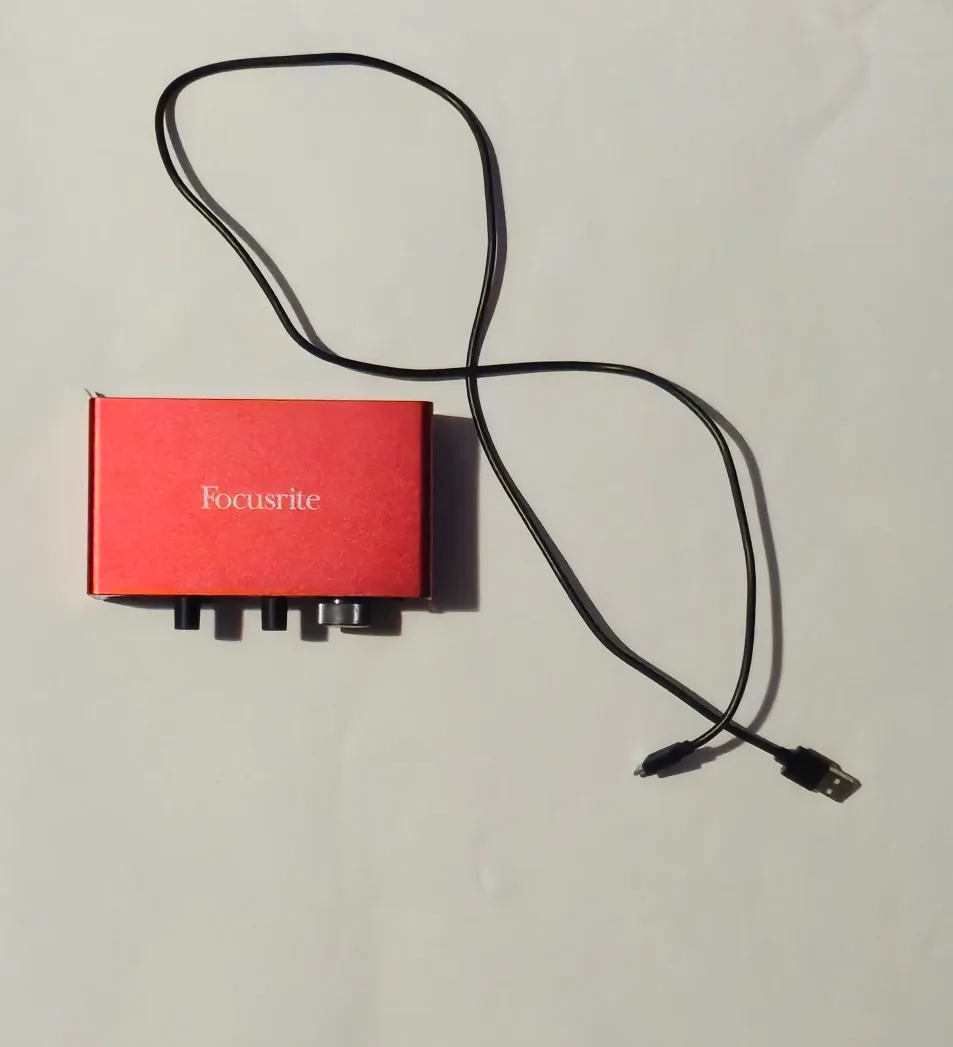 Focusrite Scarlett Solo (3rd Gen) image indicator(2)