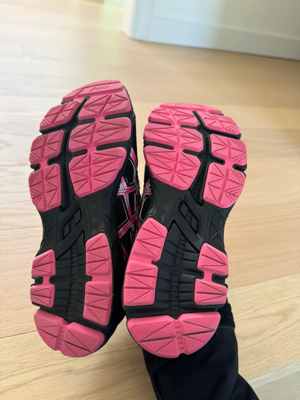 ASICS GT-1000 Women's Running Shoes image indicator(3)