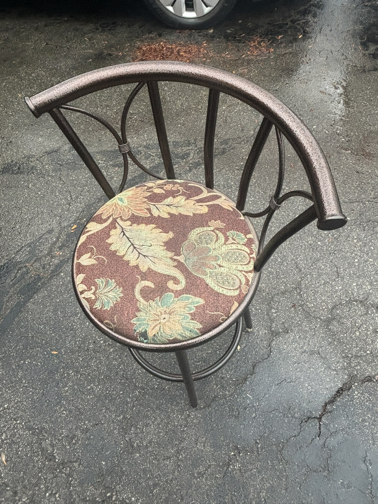 Metal Bar Stool - photo 4