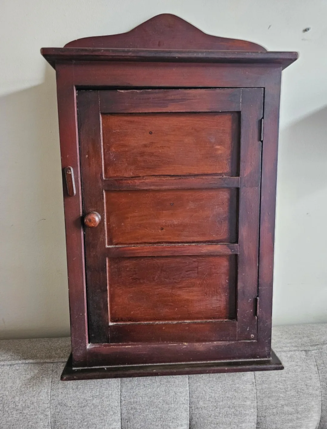 Wooden Wall Cabinet thumbnail