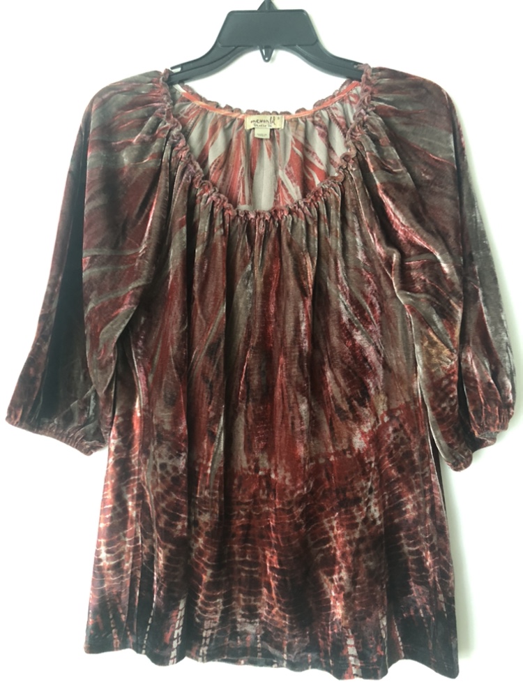 Women's Tops Bundle (4) - photo 2
