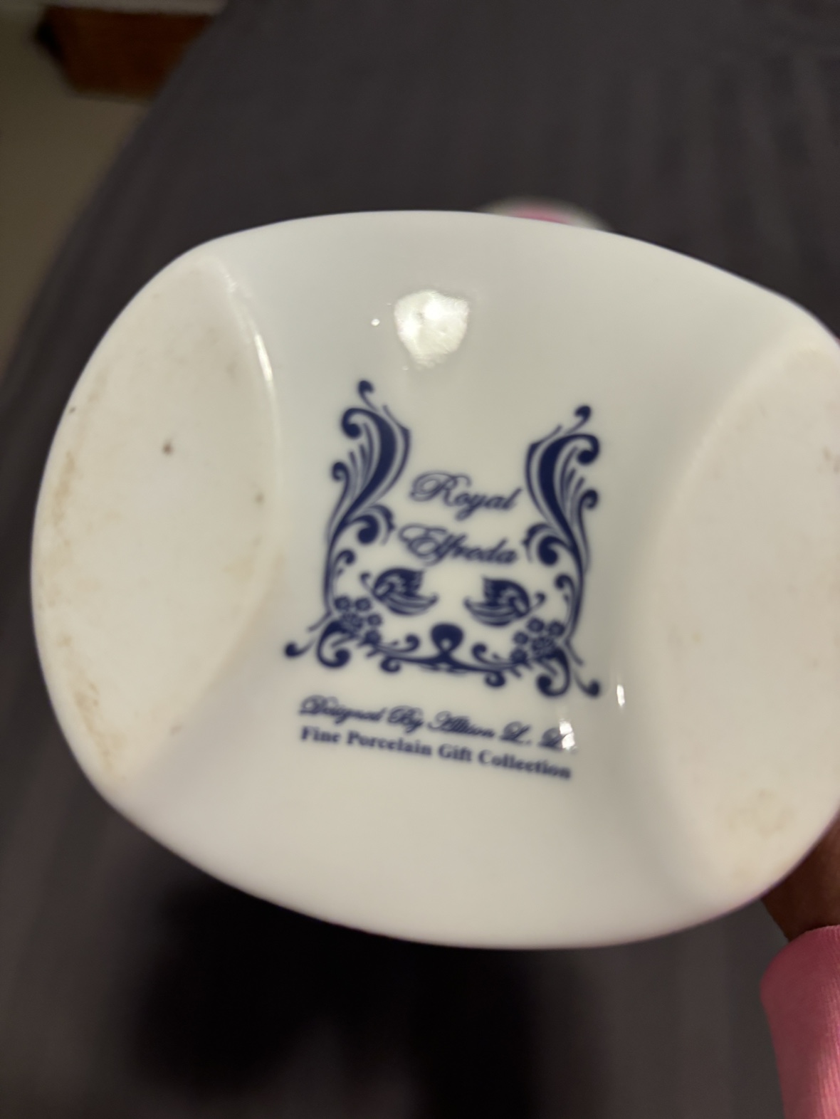Royal Elfreda Teapot, Creamer, and Sugar Bowl Set - photo 3