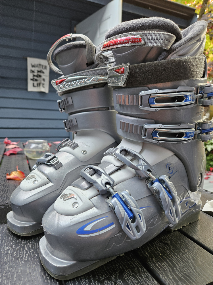 Nordica Women's Ski Boots 305 mm