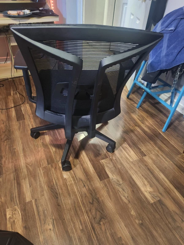 Black Mesh Office Chair - photo 4