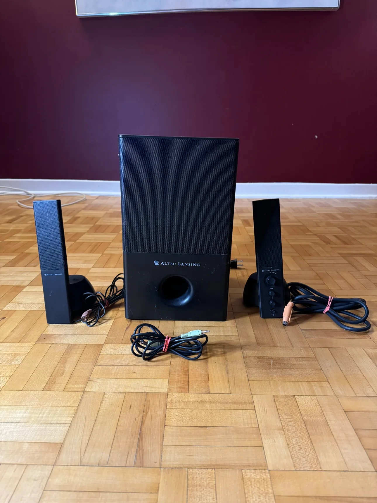 Altec Lansing 2.1 Speaker System thumbnail
