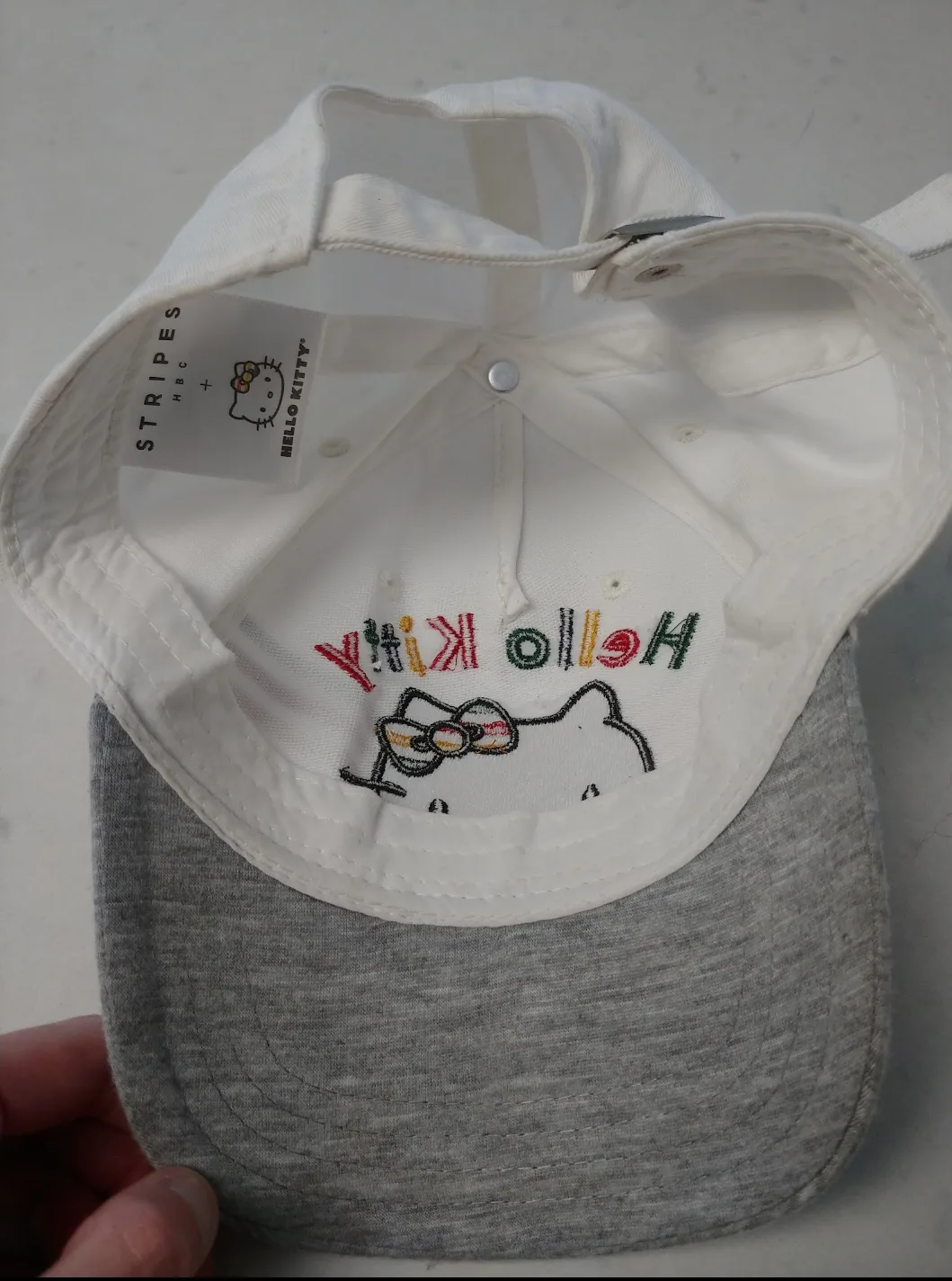 Hello Kitty Child's Cap image indicator(3)