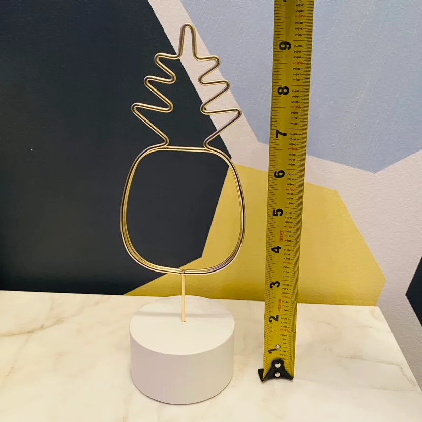 Gold Pineapple Frame image indicator(2)