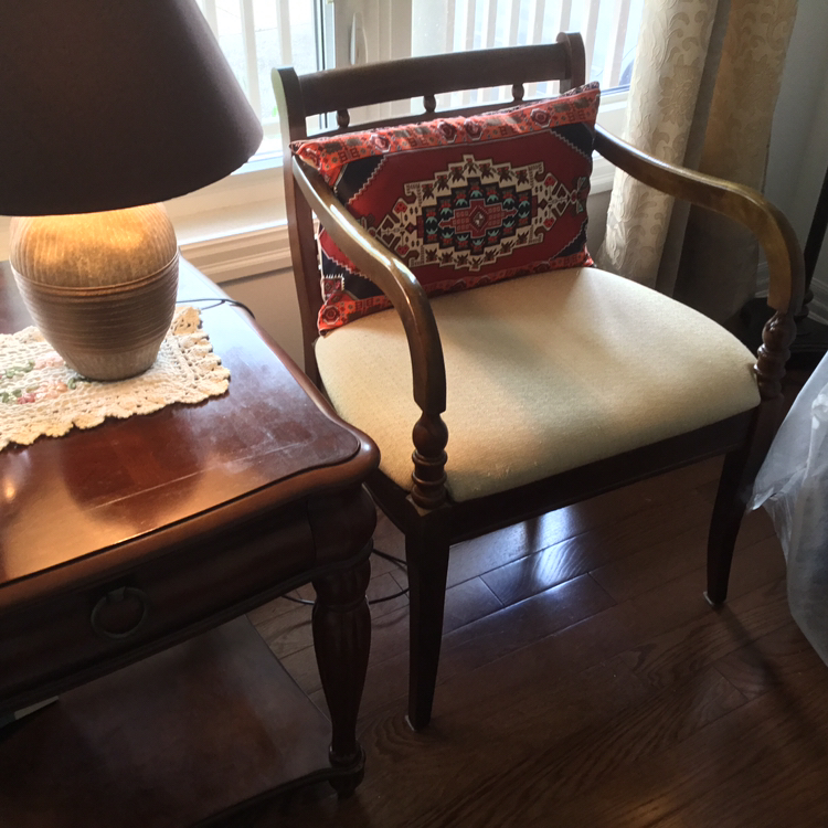 Set of 2 chairs & a table