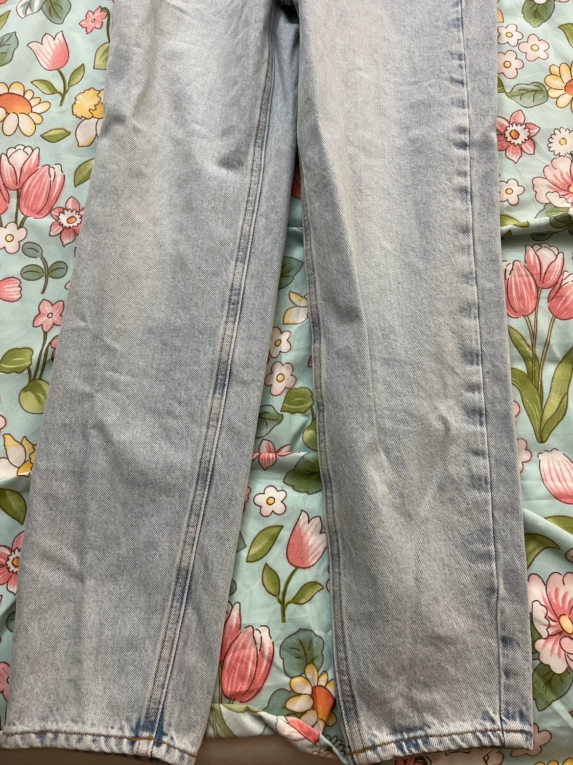 Zara Mom Fit Jeans with tag image indicator(3)