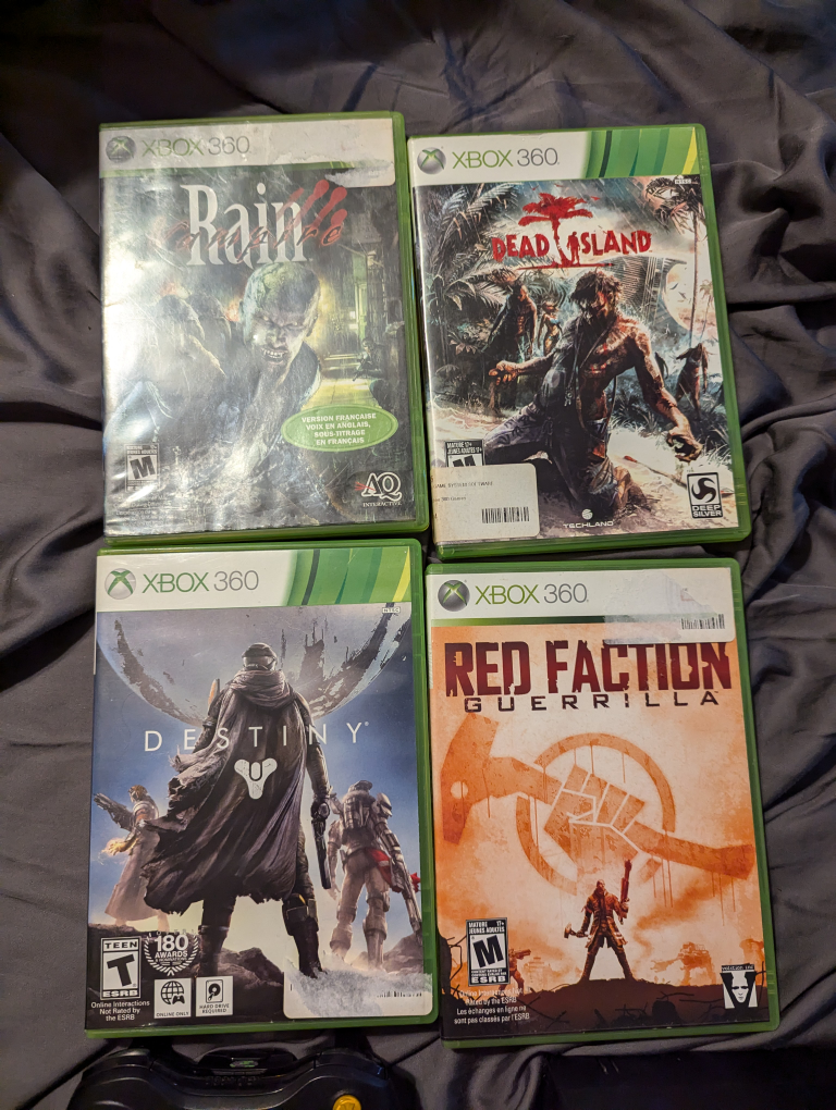 Xbox 360 Console with Games and Controller - photo 5