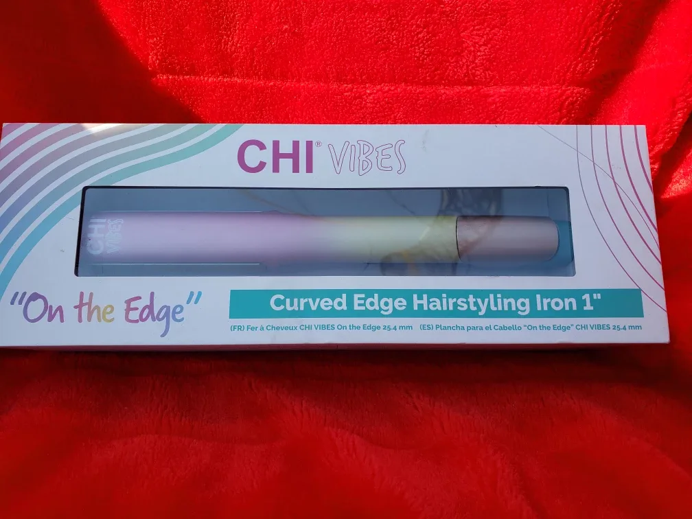 CHI Vibes "On The Edge" 1" Curved Edge Hair Styling Iron thumbnail