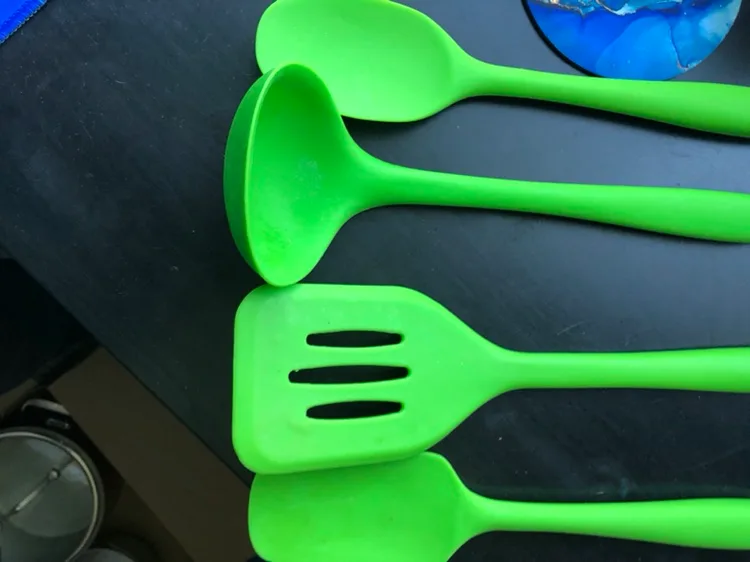 Green Silicone Utensil Set thumbnail