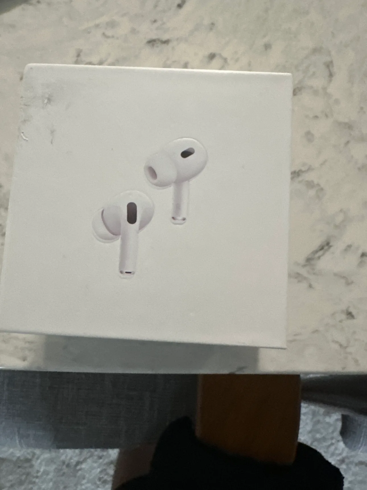 Apple AirPods Pro (2nd Generation) image indicator(3)