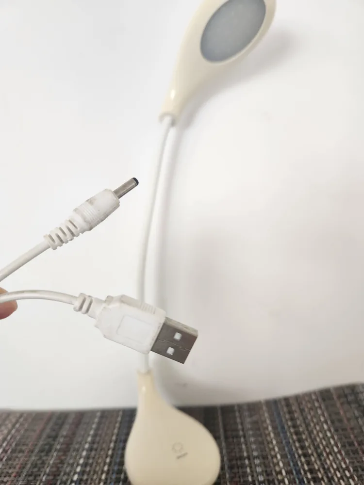 USB Rechargeable LED Desk Lamp image indicator(5)