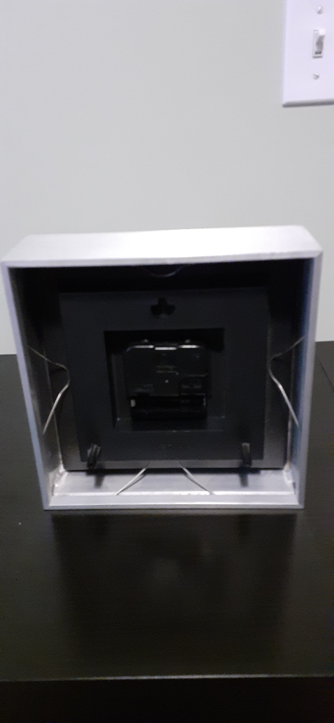 Silver Square clock 7.5" x7.5" x 2.5" - photo 2