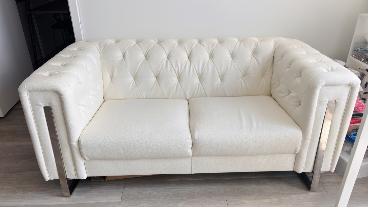 White Sofa ( premium leather loveseat) - photo 2