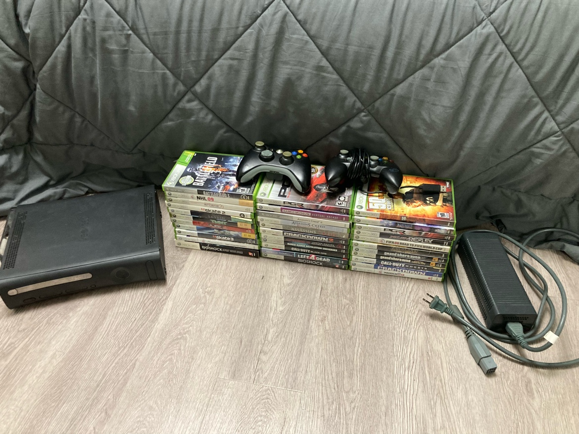 Xbox 360 Console Bundle