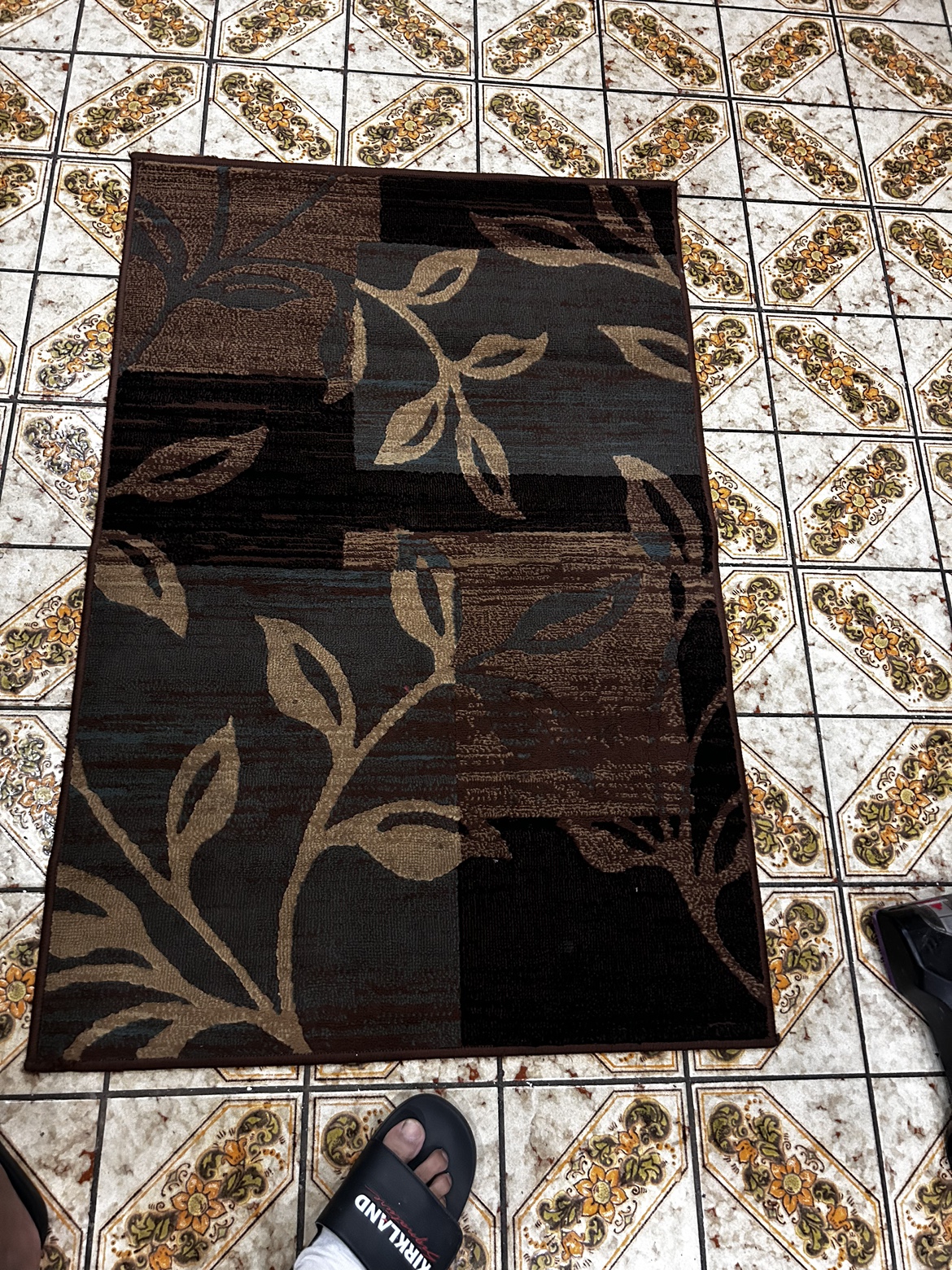 Beige and Brown Area Rug - photo 3