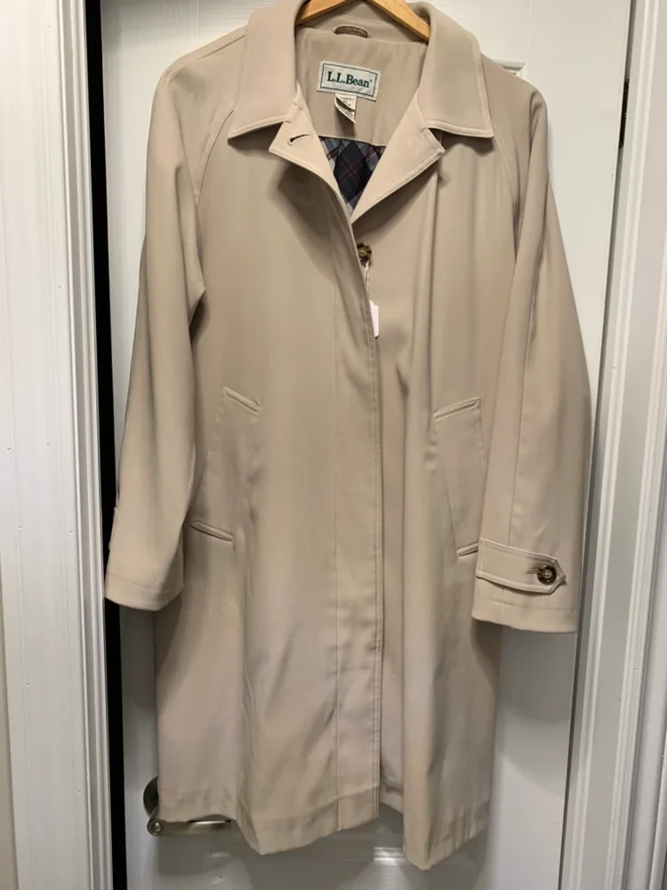 L.L. Bean Beige Trench Coat thumbnail