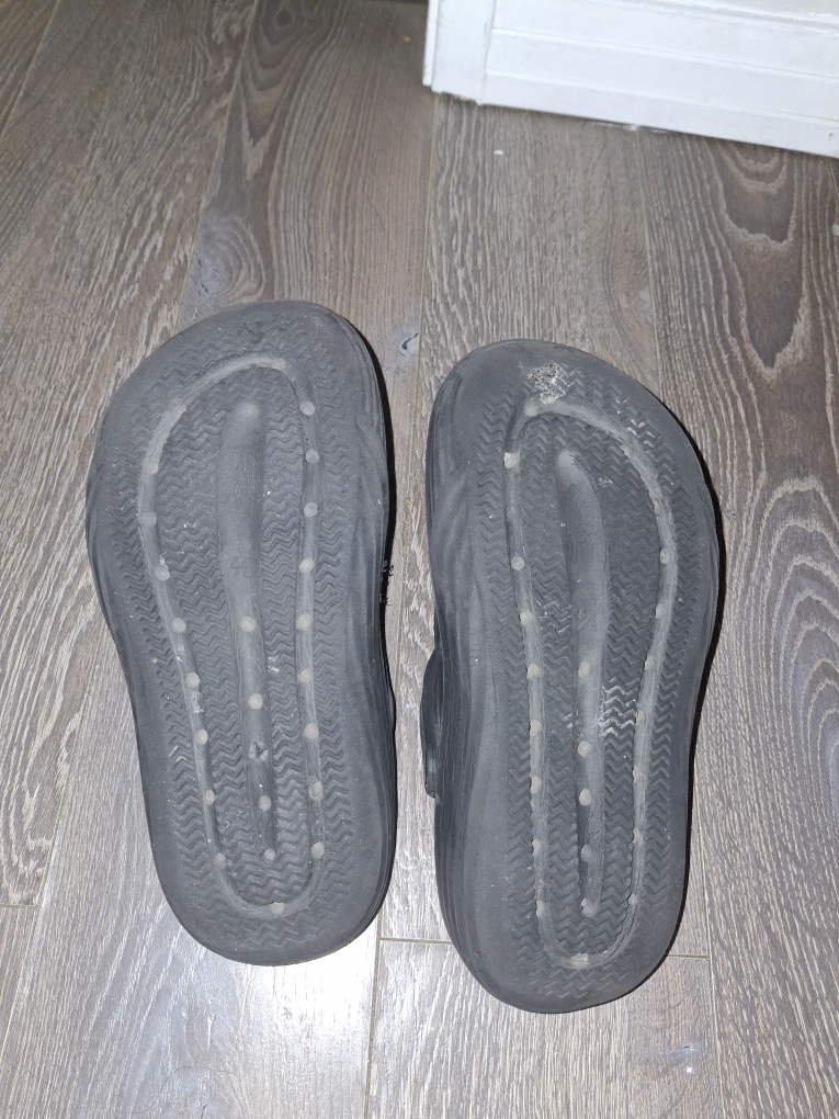 Crocs Men's Black Clogs