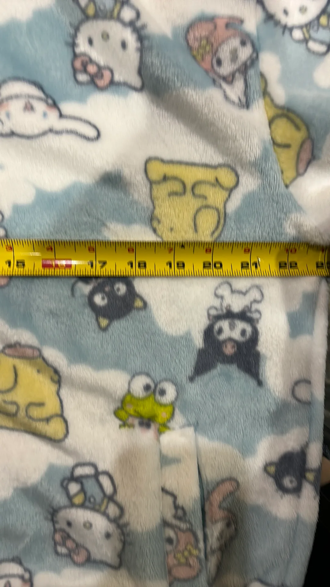 Hello Kitty Fleece Zip-Up Hoodie new without tag image indicator(2)