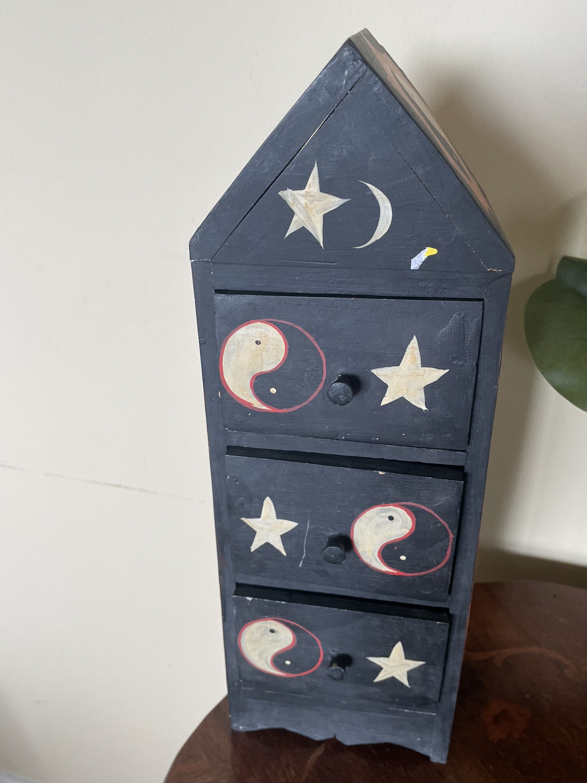 Wooden Storage Cabinet with Drawers