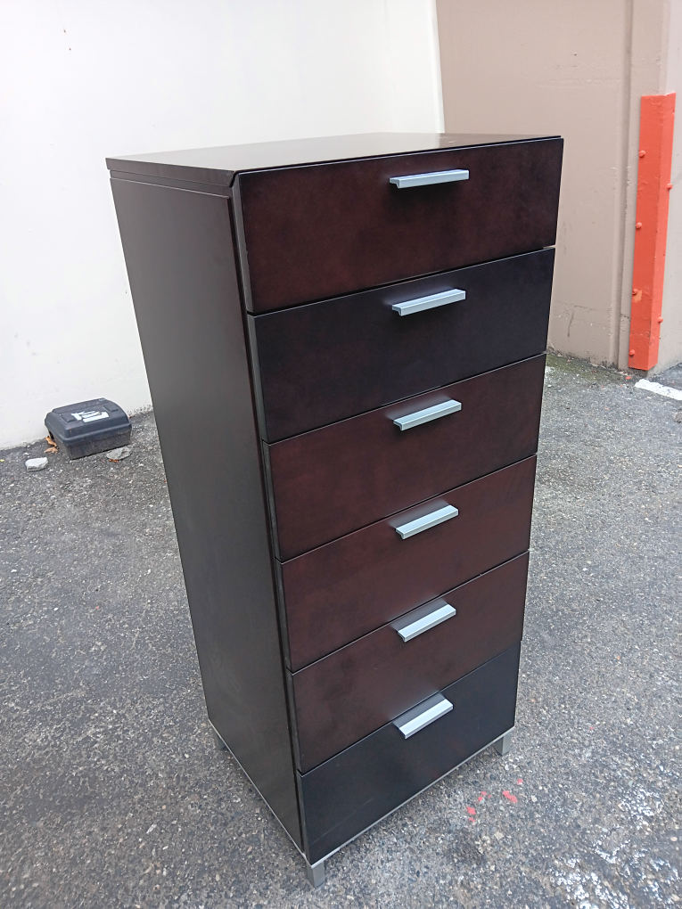 6 drawers dresser dark brown 52x22x18 inches, delivery available