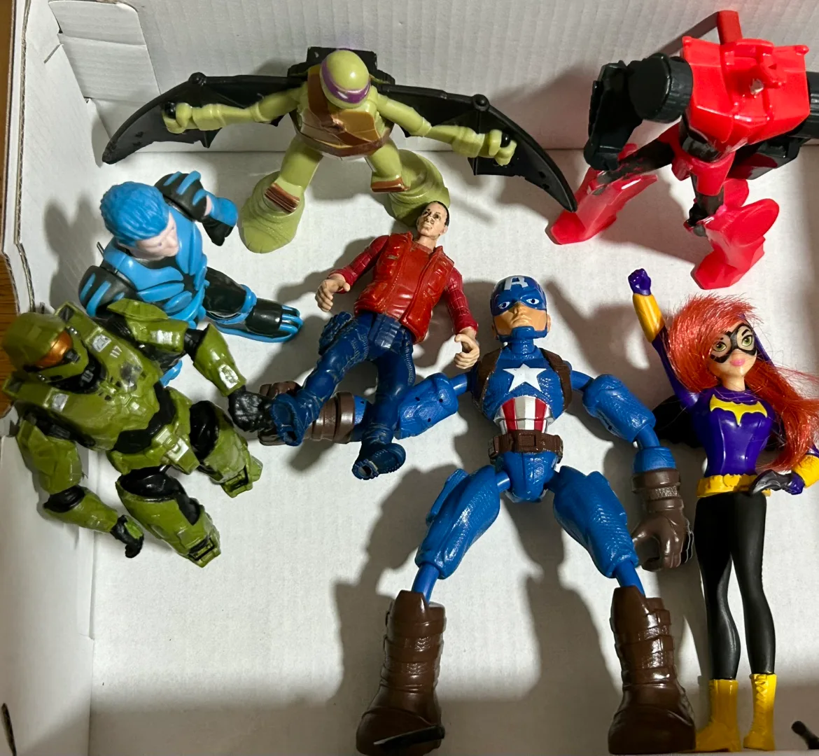 Action Figures Lot image indicator(3)