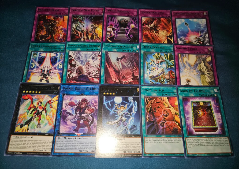YUGIOH LOT#1- 420 CARDS FOR $20, OR LOT 1, 2 AND 3 FOR $40 image indicator(8)
