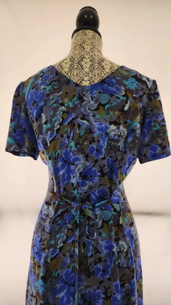 Blue Floral Print Vintage Dress image indicator(2)