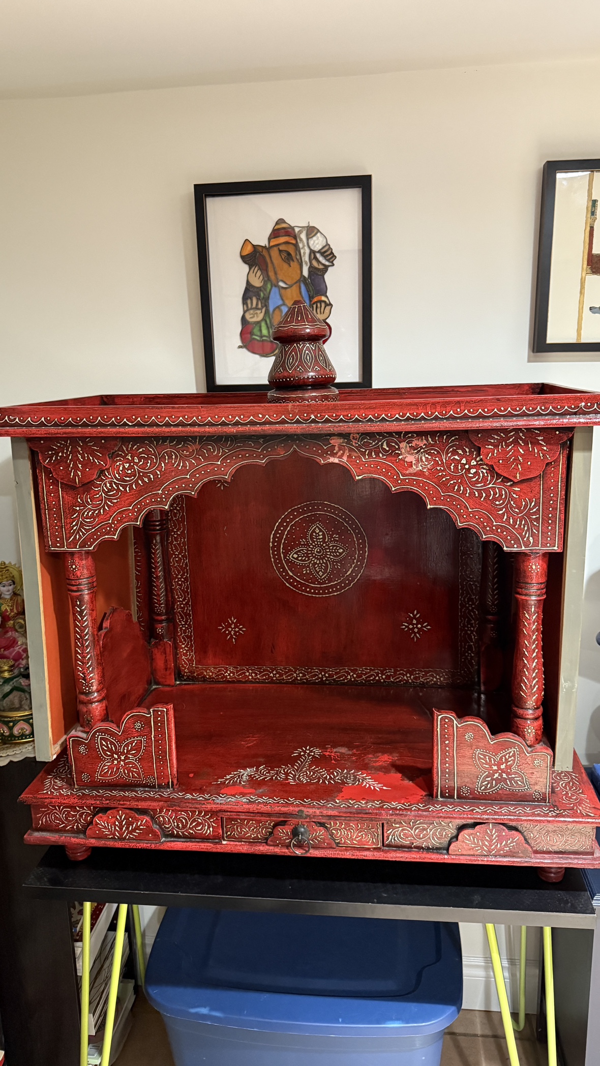 Mandir w/ Table
