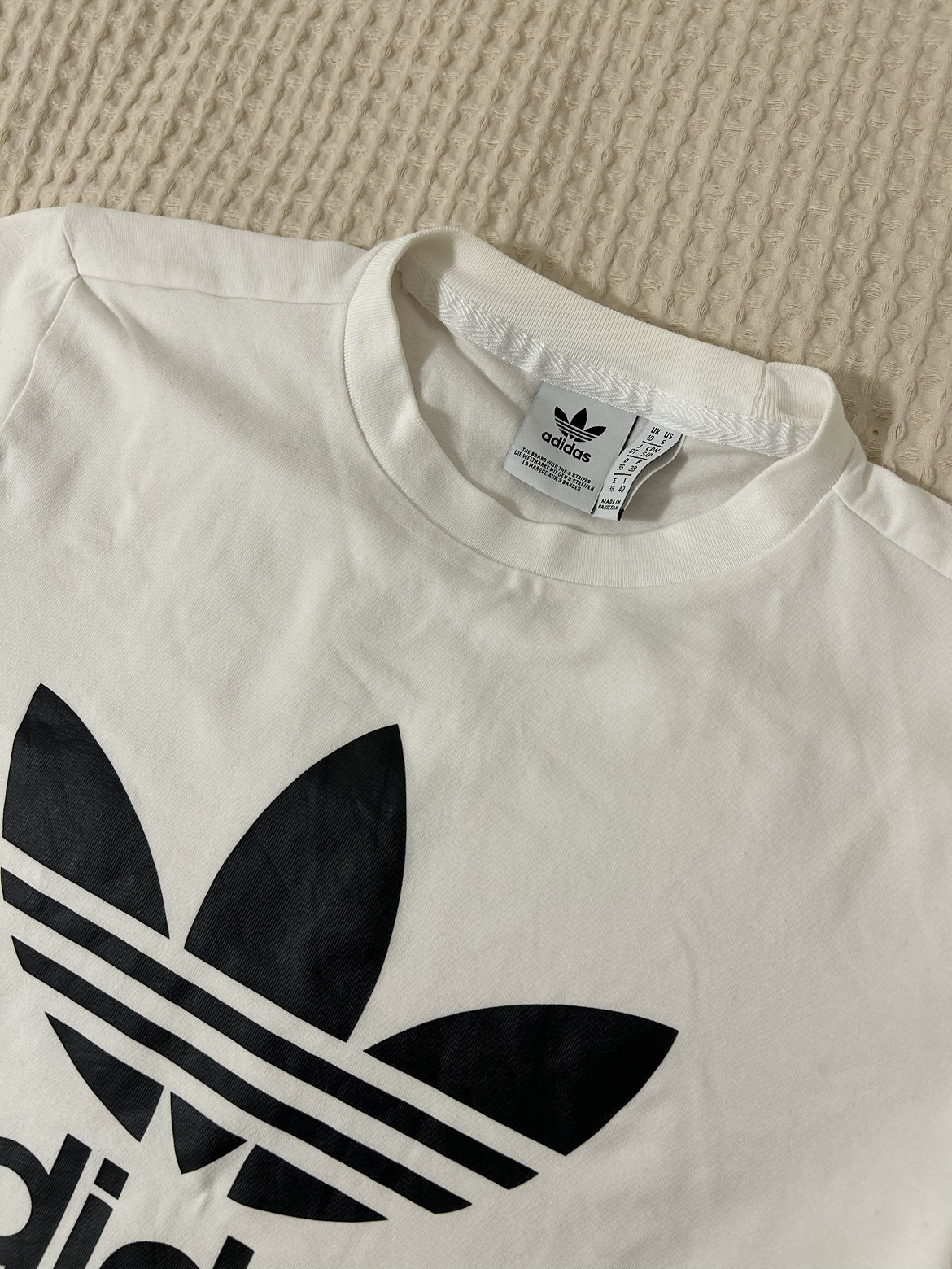 Adidas T-shirt - photo 5