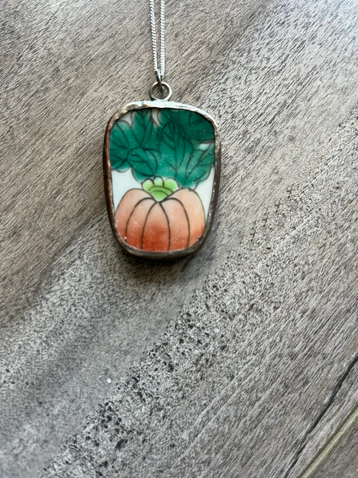 Brand new hand painted pumpkin on 925 chain image indicator(2)