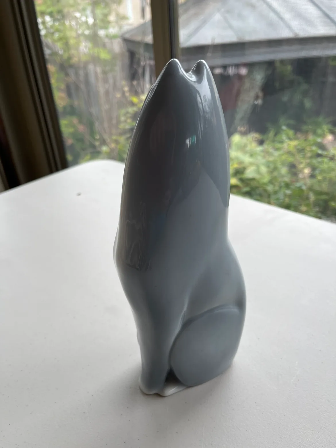 Grey Cat Figurine image indicator(2)