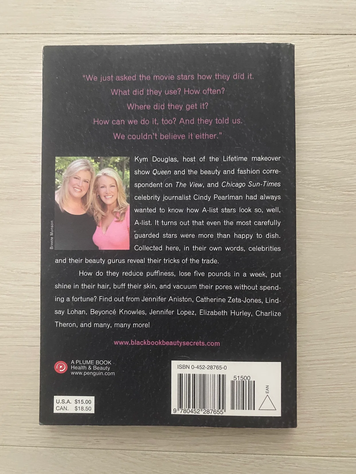 The Black Book of Hollywood Beauty Secrets image indicator(2)