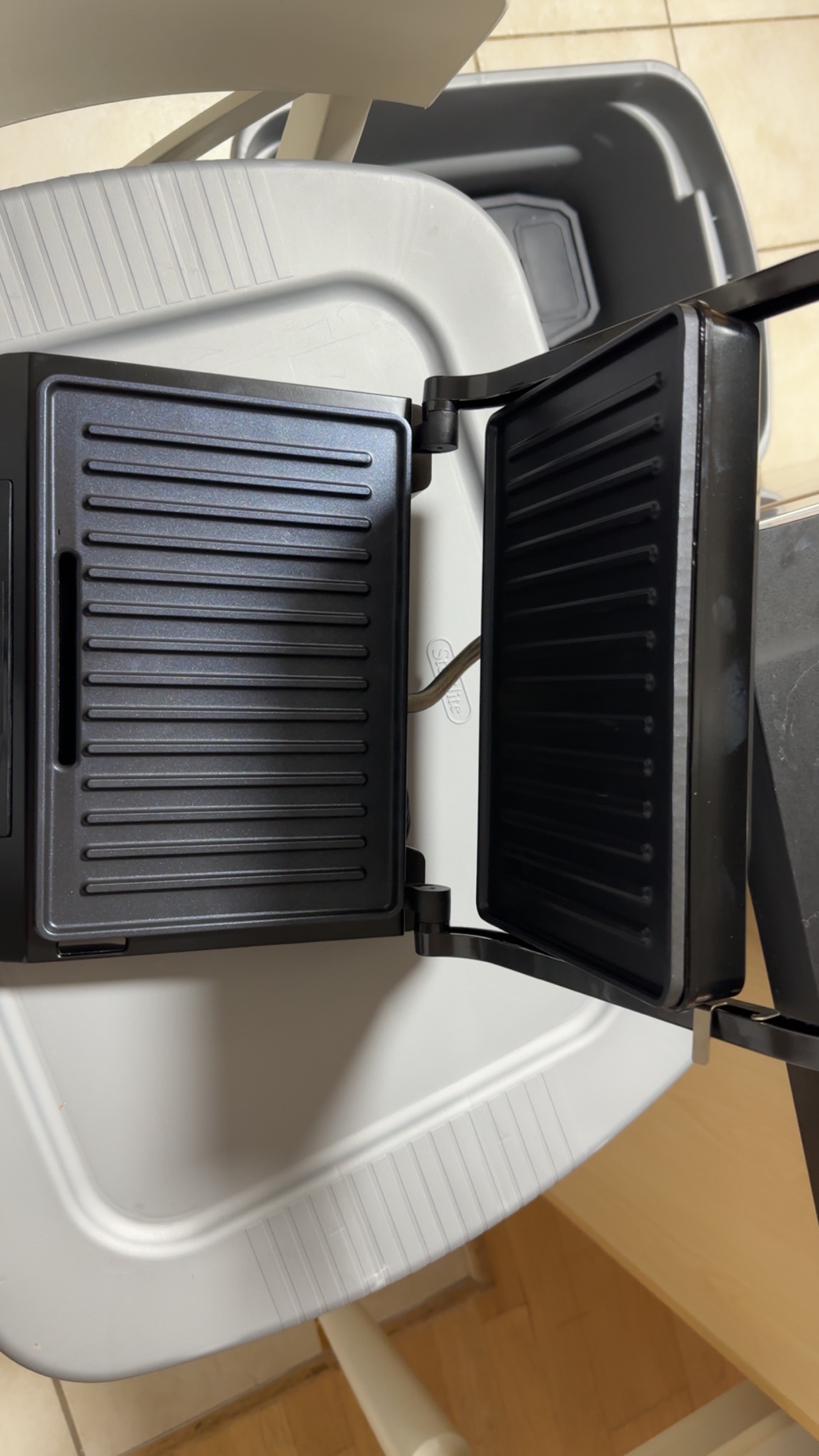 Hamilton Beach Panini Press & Compact Grill - photo 2