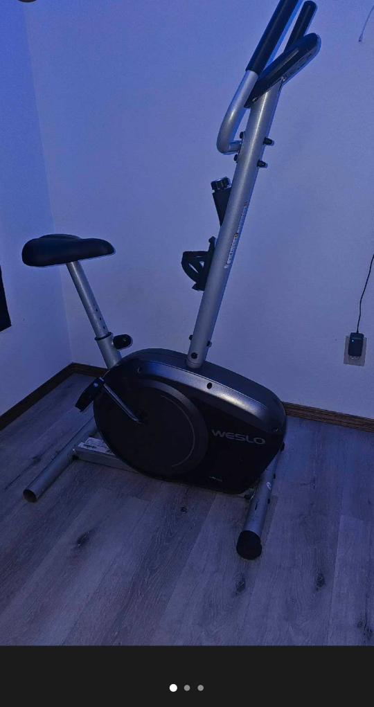 Weslo Exercise Bike - photo 3
