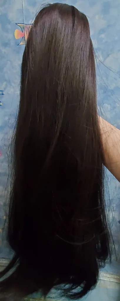 Black-brown synthetic wig with fringe image indicator(5)