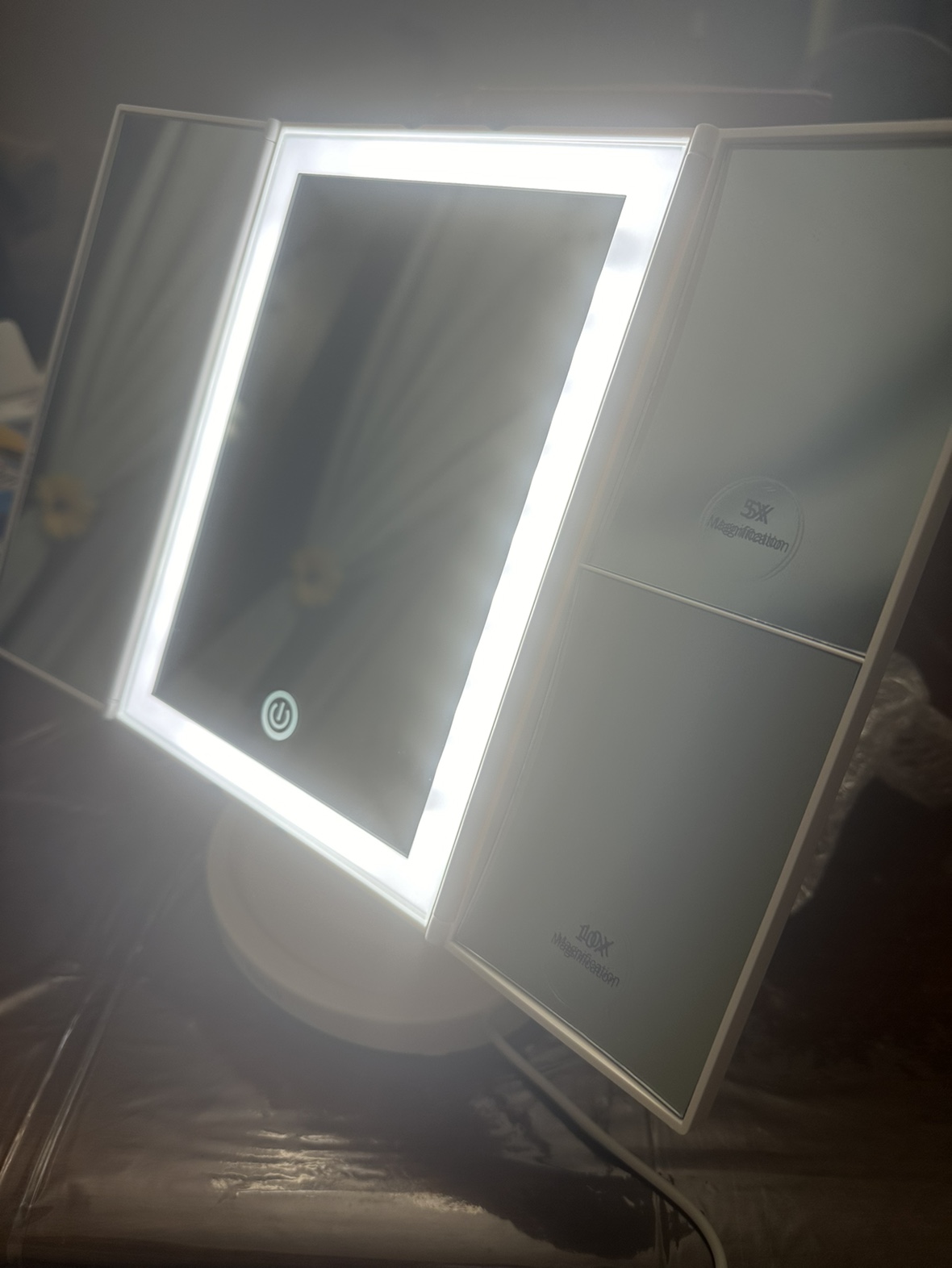 Fancii Lighted Makeup Mirror