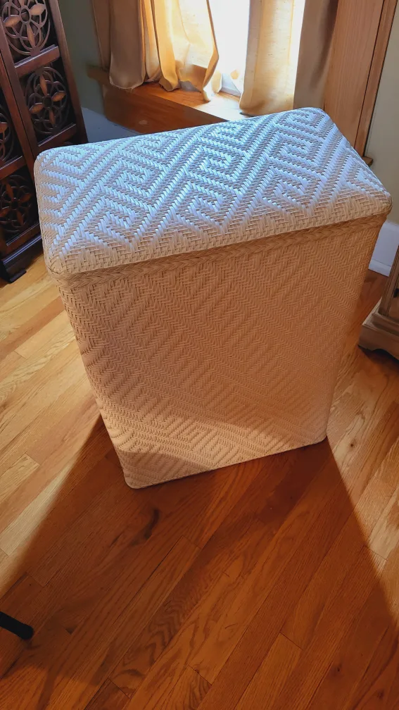 White Wicker Laundry Hamper thumbnail